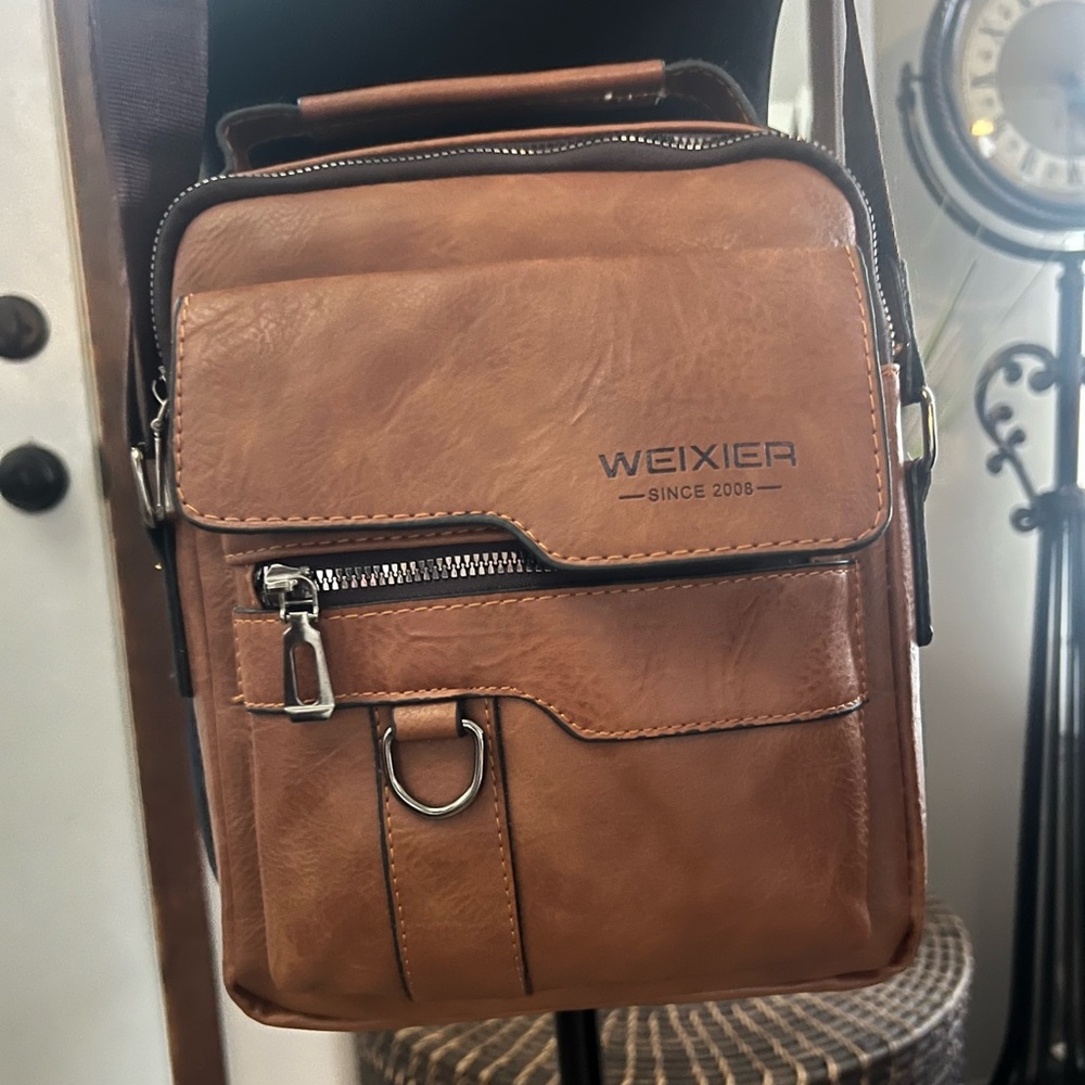 Weixier Brown Leather Crossbody Shoulder Purse Bag with Zipper and Snap Closure